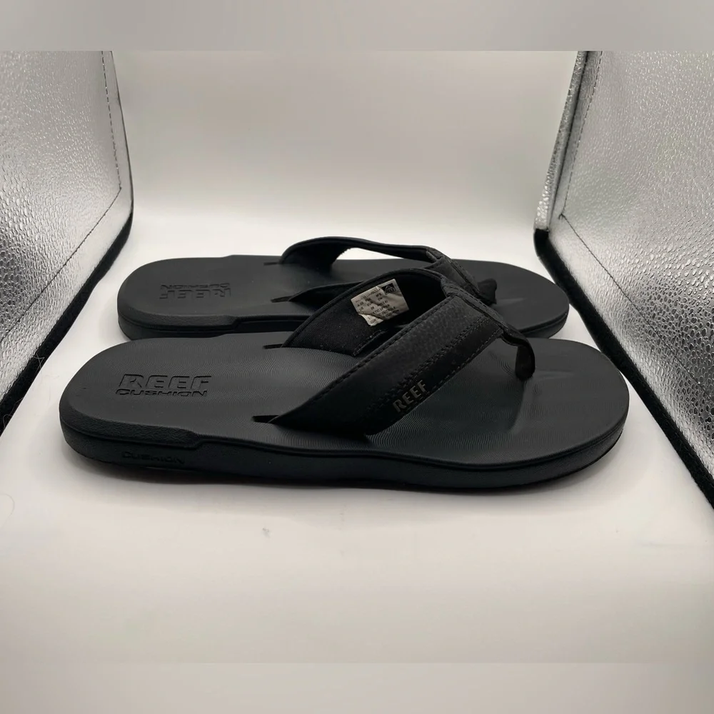 Reef Cushion Men's Black Sandals size 7